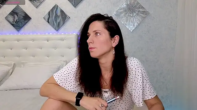 mylady xenia online show from November 8, 2025, 3:34 pm