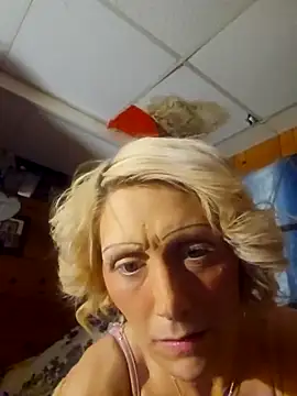 beautifulmee23 online show from February 19, 2025, 11:04 pm