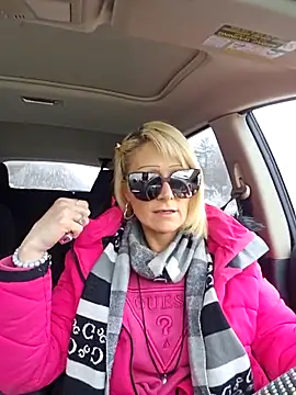 beautifulmee23 online show from March 7, 2025, 3:39 pm