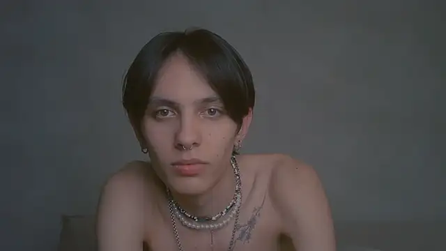 oli vers online show from September 13, 2025, 8:14 am