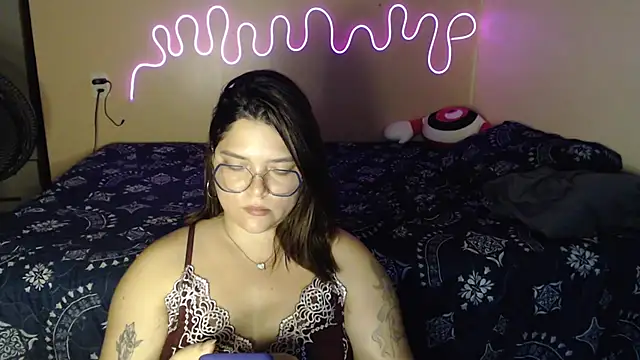 GoddessChaar online show from December 4, 2025, 2:21 am