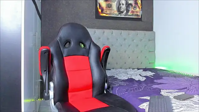 luigi hot  online show from September 26, 2025, 3:21 am