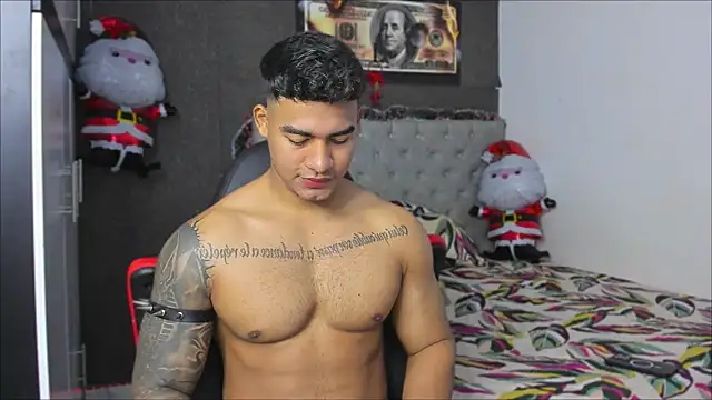 luigi hot  online show from December 19, 2025, 5:09 pm