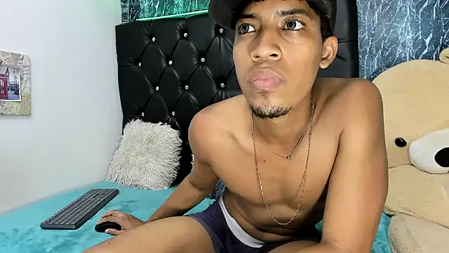ariel andres bigcock24 online show from September 20, 2025, 10:44 pm