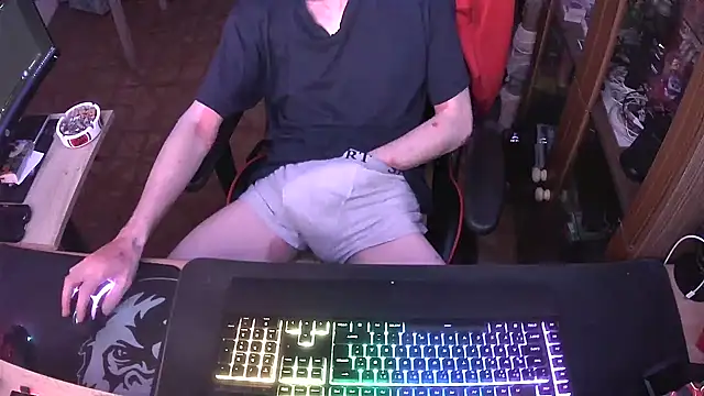 Snapshot of DerGeileLoveboy chatting on March 12, 2025, 1:25 am DerGeileLoveboy online show from March 12, 2025, 1:25 am