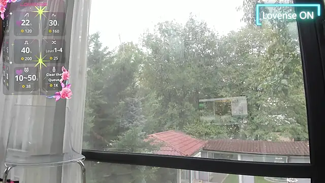 Snapshot of Bella_Posh chatting on September 17, 2025, 5:42 am Bella Posh online show from September 17, 2025, 5:42 am