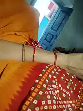 Rubiyaa77 online show from October 16, 2025, 7:09 am