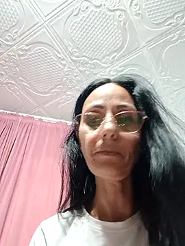 Ramona870 online show from October 3, 2025, 6:43 am