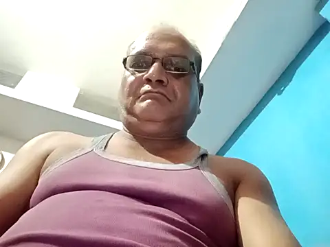 Snapshot of longsexji chatting on March 2, 2025, 5:58 pm longsexji online show from March 2, 2025, 5:58 pm