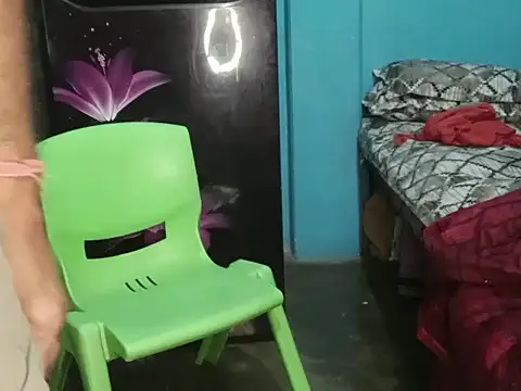 Snapshot of longsexji chatting on October 28, 2025, 5:59 pm longsexji online show from October 28, 2025, 5:59 pm