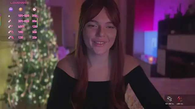 CherryRed Girl online show from December 22, 2025, 10:51 pm