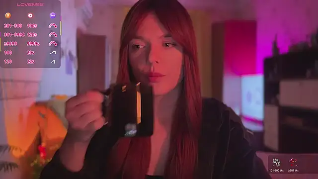 CherryRed Girl online show from April 17, 2026, 10:24 pm