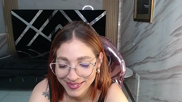 Angeles v online show from March 3, 2025, 8:11 pm