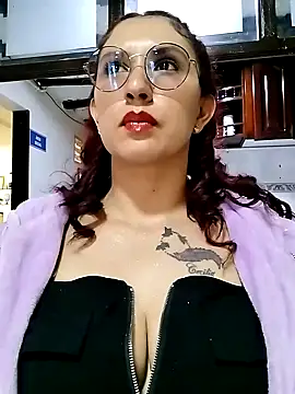 Megan-01- online show from February 26, 2025, 8:22 pm