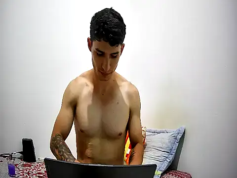 Brian lumper01 online show from March 5, 2025, 5:18 pm