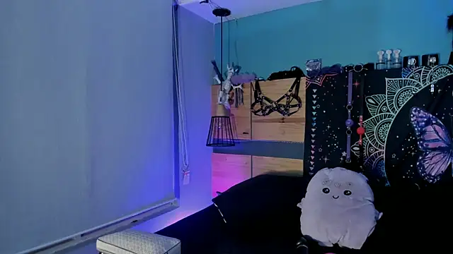 Snapshot of ChloeAllennn chatting on May 18, 2026, 11:21 pm ChloeAllennn online show from May 18, 2026, 11:21 pm