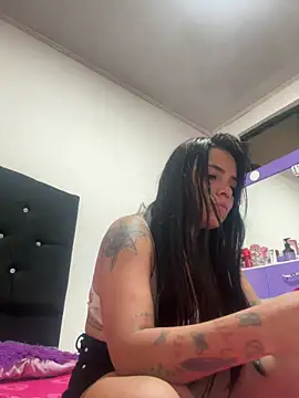 Snapshot of Georgina_Vega chatting on June 10, 2026, 6:23 am Georgina Vega online show from June 10, 2026, 6:23 am