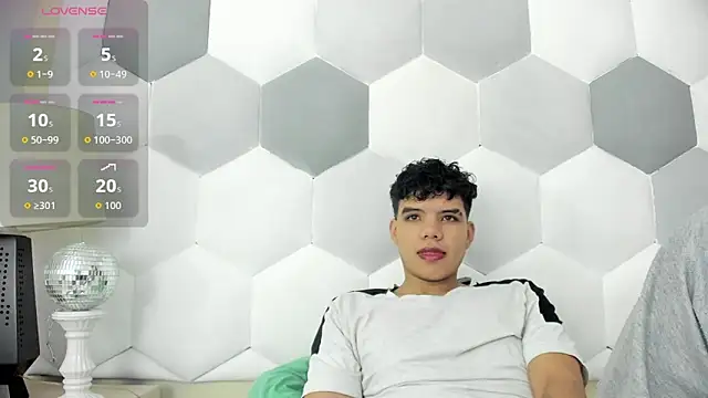 Axel Forte online show from October 3, 2025, 12:35 pm