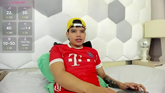 Axel Forte online show from October 25, 2025, 1:18 pm