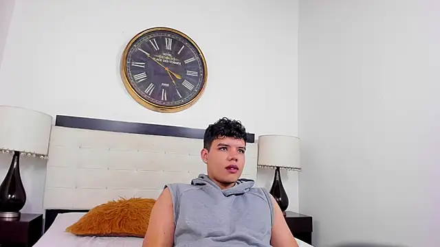 Axel Forte online show from June 3, 2026, 1:46 pm