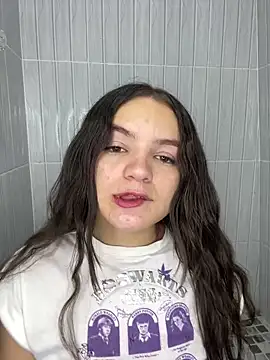 Snapshot of Agata__Rose chatting on May 31, 2026, 6:09 pm Agata Rose online show from May 31, 2026, 6:09 pm