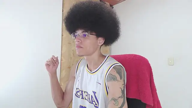 Smith Gael online show from March 22, 2026, 6:33 pm