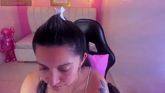 madhison klain s online show from January 10, 2026, 8:21 pm