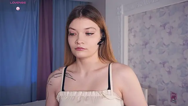 Snapshot of AnnisAtlee chatting on October 31, 2025, 6:25 am AnnisAtlee online show from October 31, 2025, 6:25 am