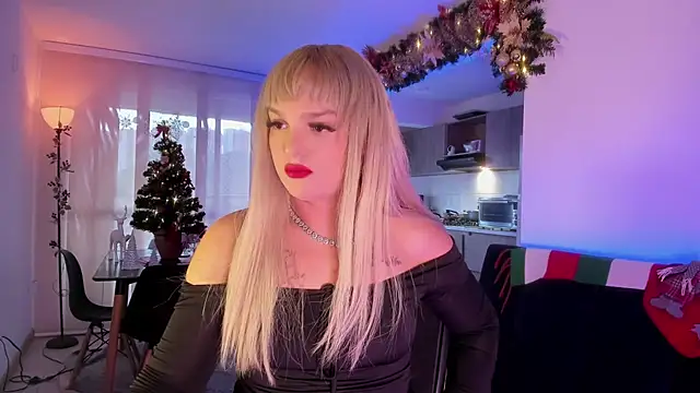 ScarletThompsonx online show from December 17, 2025, 9:54 pm