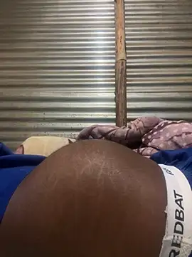 Snapshot of BttmGuy01 chatting on September 20, 2025, 4:41 pm BttmGuy01 online show from September 20, 2025, 4:41 pm