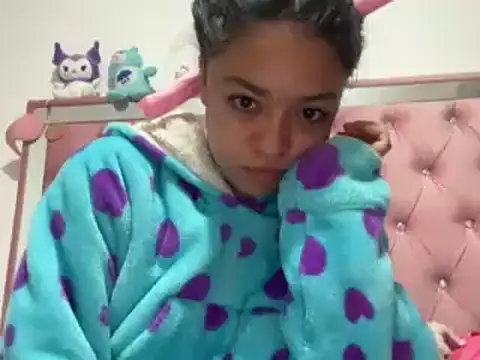 hellokitty  valery online show from February 27, 2025, 2:21 am