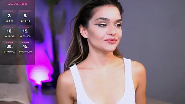 RobertaRosetti online show from September 14, 2025, 8:02 am