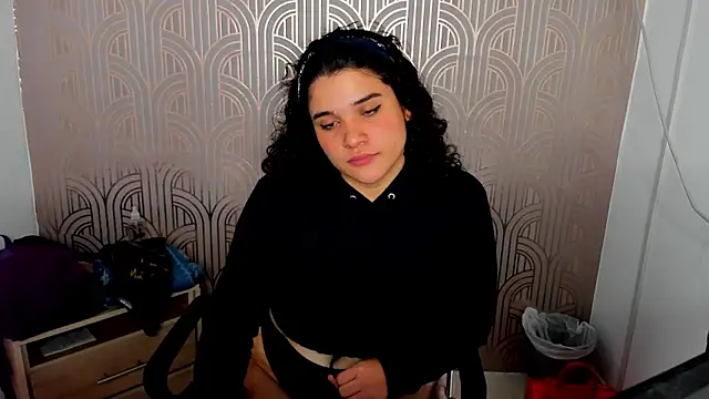 BloodyMaary  online show from February 28, 2025, 3:04 pm