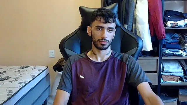 iendriw online show from February 10, 2026, 9:08 pm