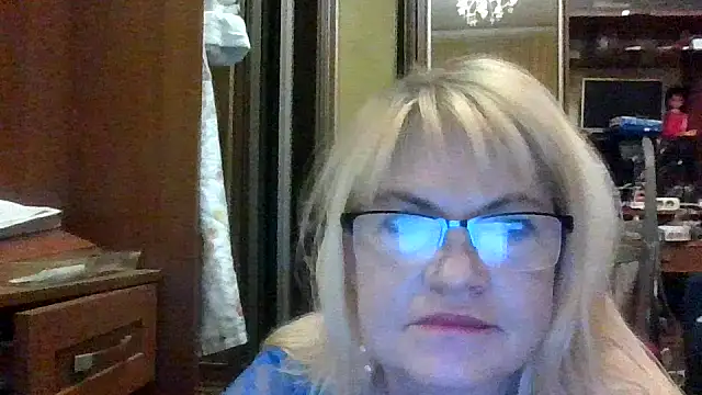 Heidi-Helga online show from September 18, 2025, 3:08 am