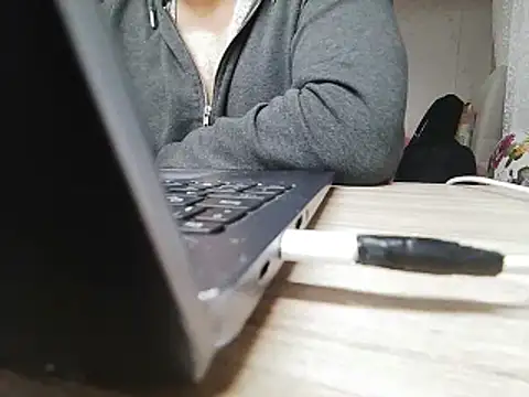 Snapshot of alykemylove01 chatting on February 28, 2025, 5:26 pm alykemylove01 online show from February 28, 2025, 5:26 pm