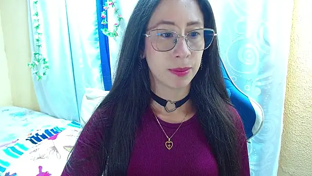 Gia leinn online show from October 18, 2025, 10:54 pm