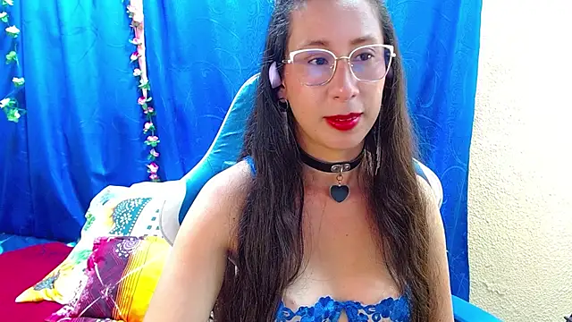 Gia leinn online show from April 3, 2026, 8:07 pm