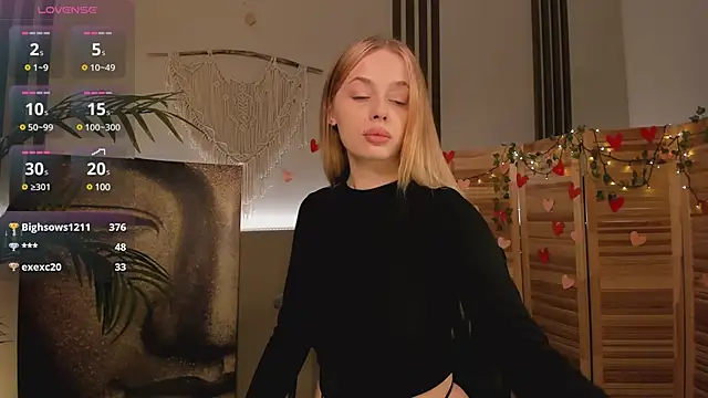 Snapshot of may_shy_ chatting on February 24, 2025, 12:20 am may shy online show from February 24, 2025, 12:20 am