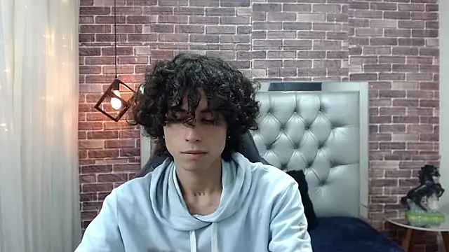 andres ocasio online show from March 1, 2025, 4:33 pm