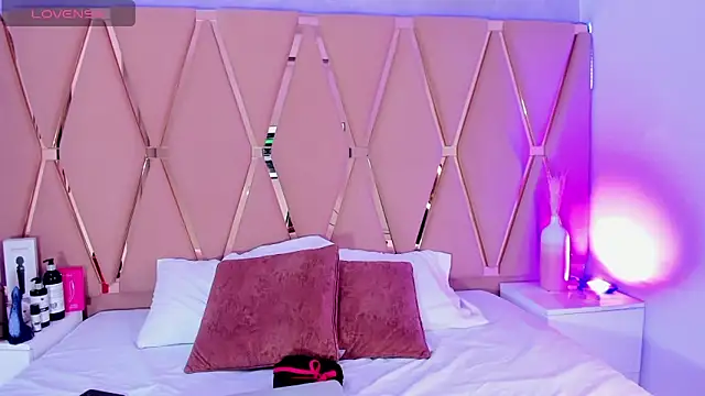 Emily Black1 online show from October 11, 2025, 2:55 am