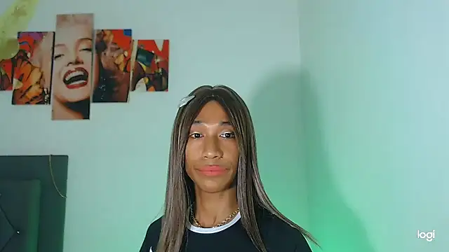 red veltet online show from January 11, 2026, 3:17 pm