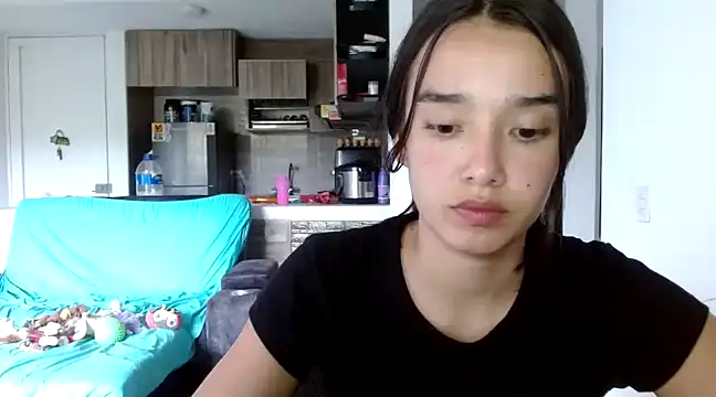  luna 777 online show from March 3, 2025, 8:32 pm