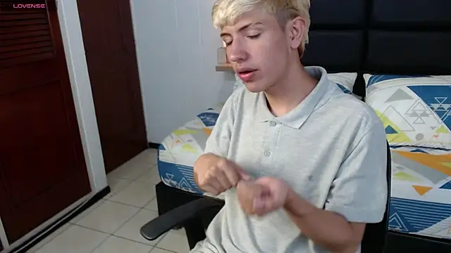 matteo foxx online show from March 8, 2025, 2:34 am