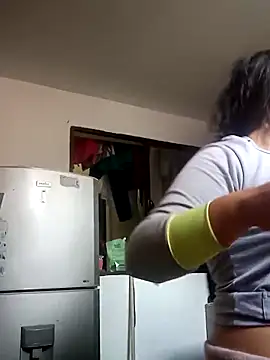 krolay16 online show from March 21, 2025, 6:29 pm