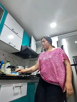 krolay16 online show from October 21, 2025, 1:39 am