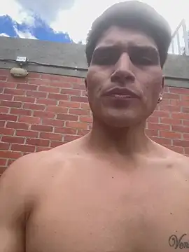 MaxxxSteil online show from October 9, 2025, 4:49 pm