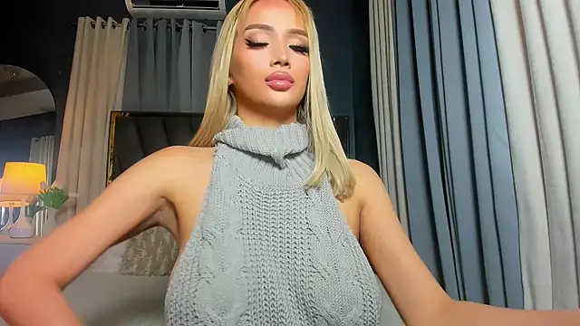 KylieSonique online show from February 27, 2026, 4:56 am