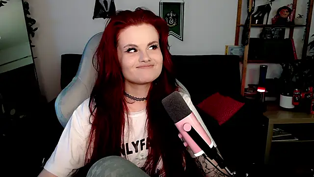 Della Ideal online show from November 12, 2025, 5:35 pm