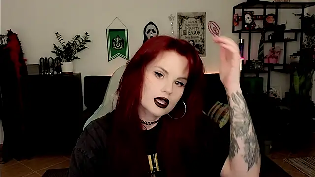 Della Ideal online show from February 21, 2026, 6:31 pm